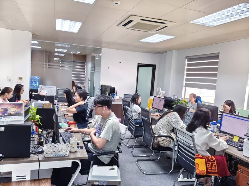 鹿运团队办公实景